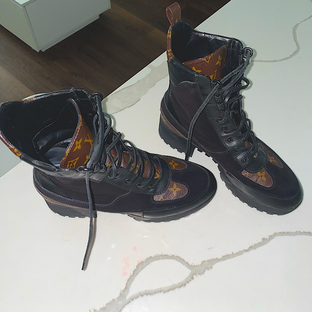 Louis Vuitton Laureate Platform Desert Boot